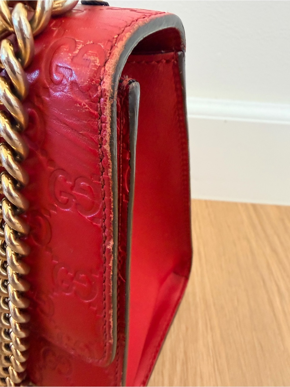 GUCCI ✨ RED LEATHER LARGE PADLOCK CHAIN SHOULDER BAG - Picture 4 of 16